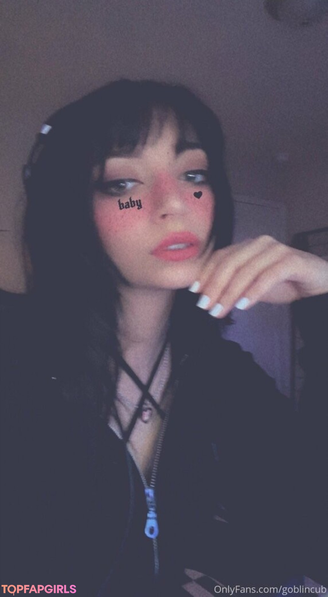 Naakte gelekte OnlyFans-foto van Goblincub #1706