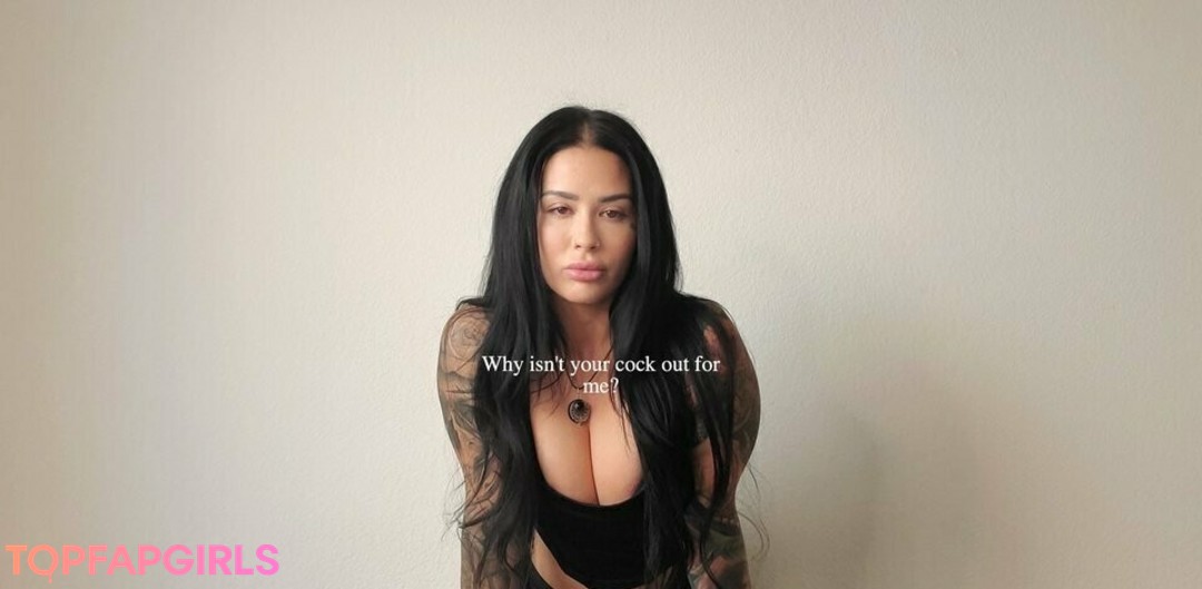 Naakte gelekte OnlyFans-foto van Katrina Jade #997
