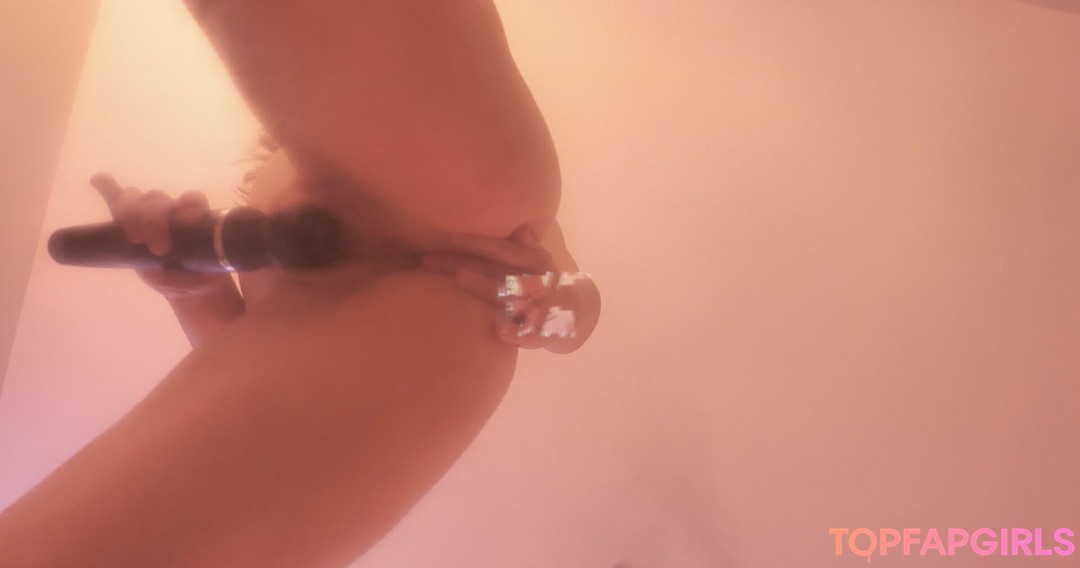 Naakte gelekte OnlyFans-foto van Kateelife #265