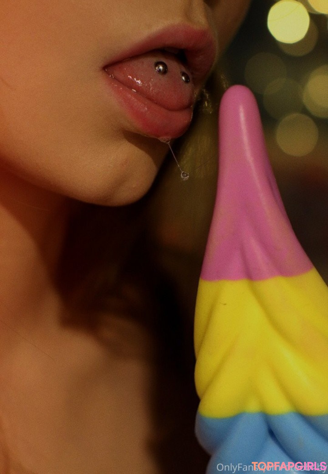 Naakte gelekte OnlyFans-foto van Oreob4by #234