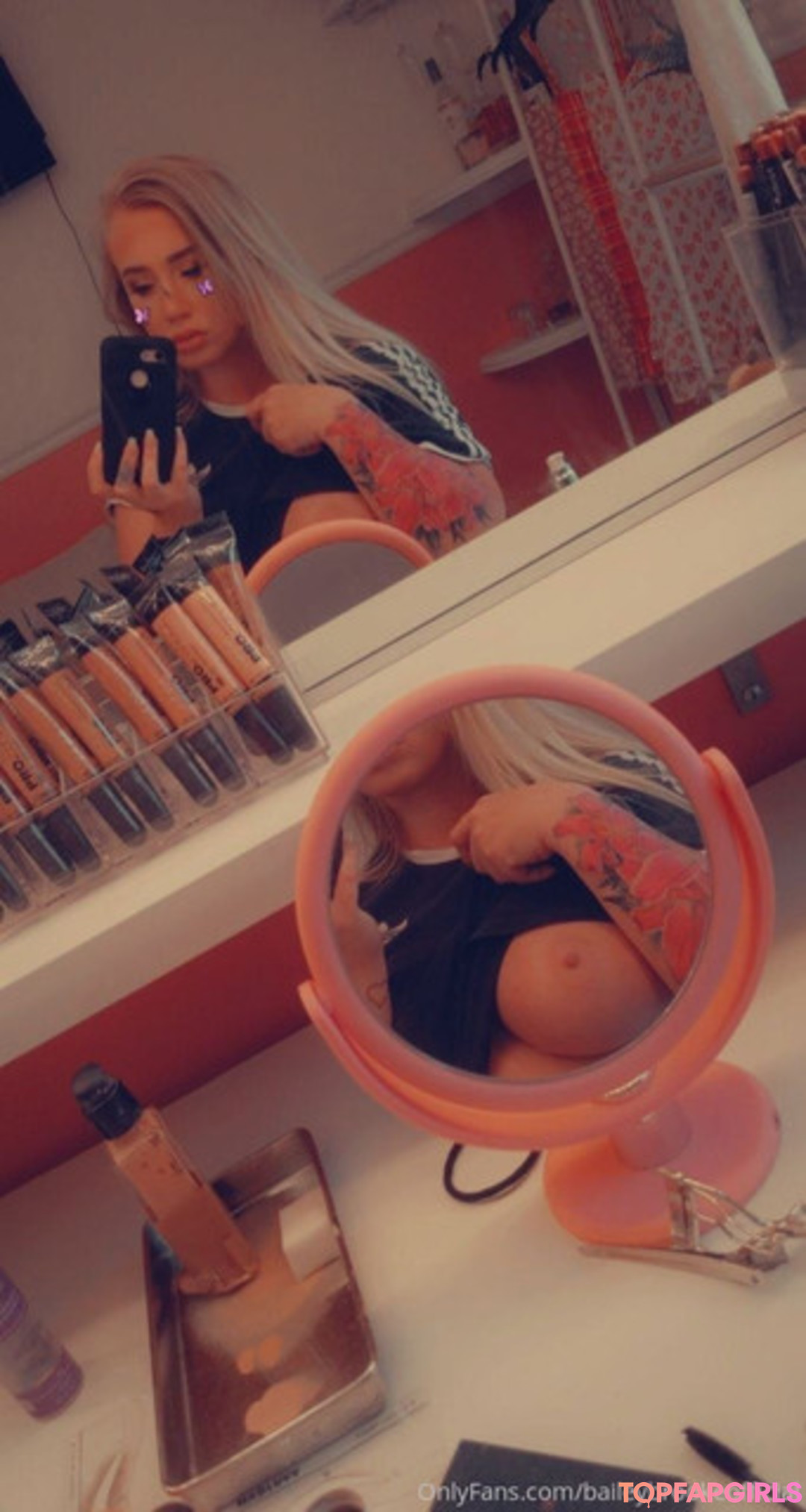 Naakte gelekte OnlyFans-foto van Bailey Brooke #27