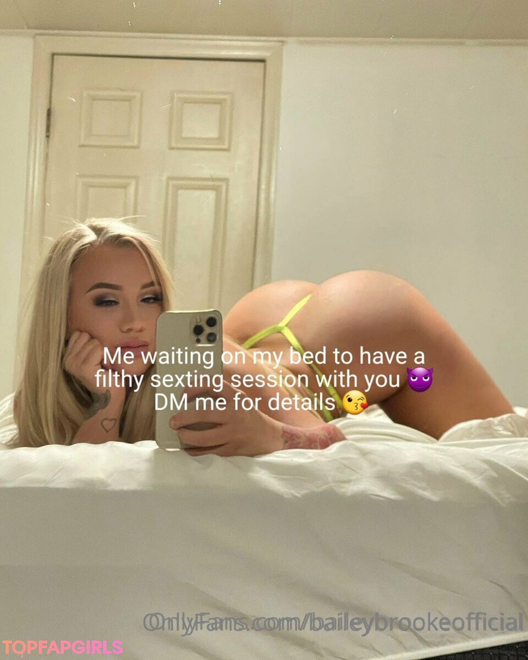 Naakte gelekte OnlyFans-foto van Bailey Brooke #52