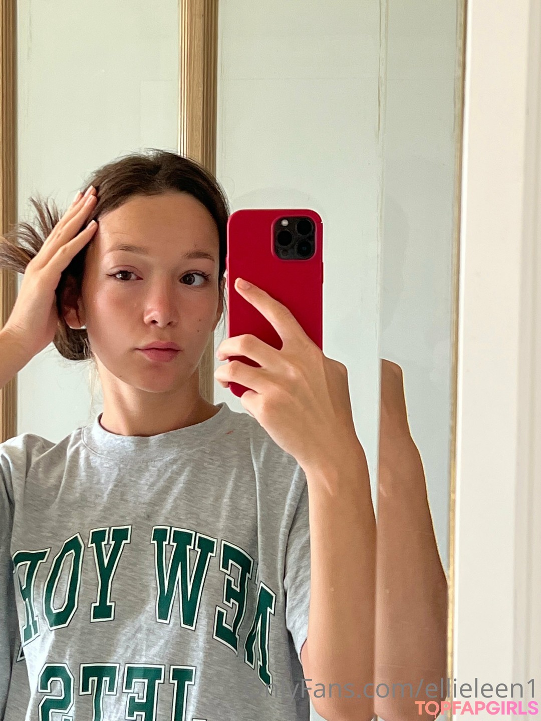 Naakte gelekte OnlyFans-foto van Ellieleen #318