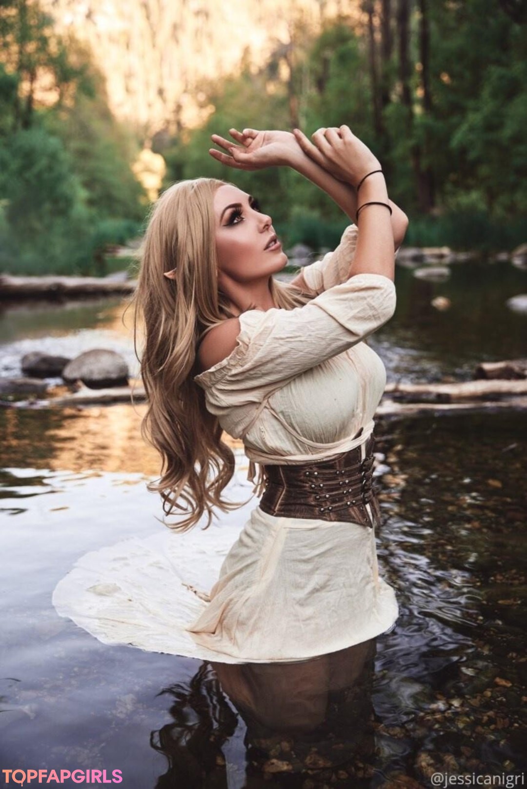 Naakte gelekte OnlyFans-foto van Jessica Nigri #965