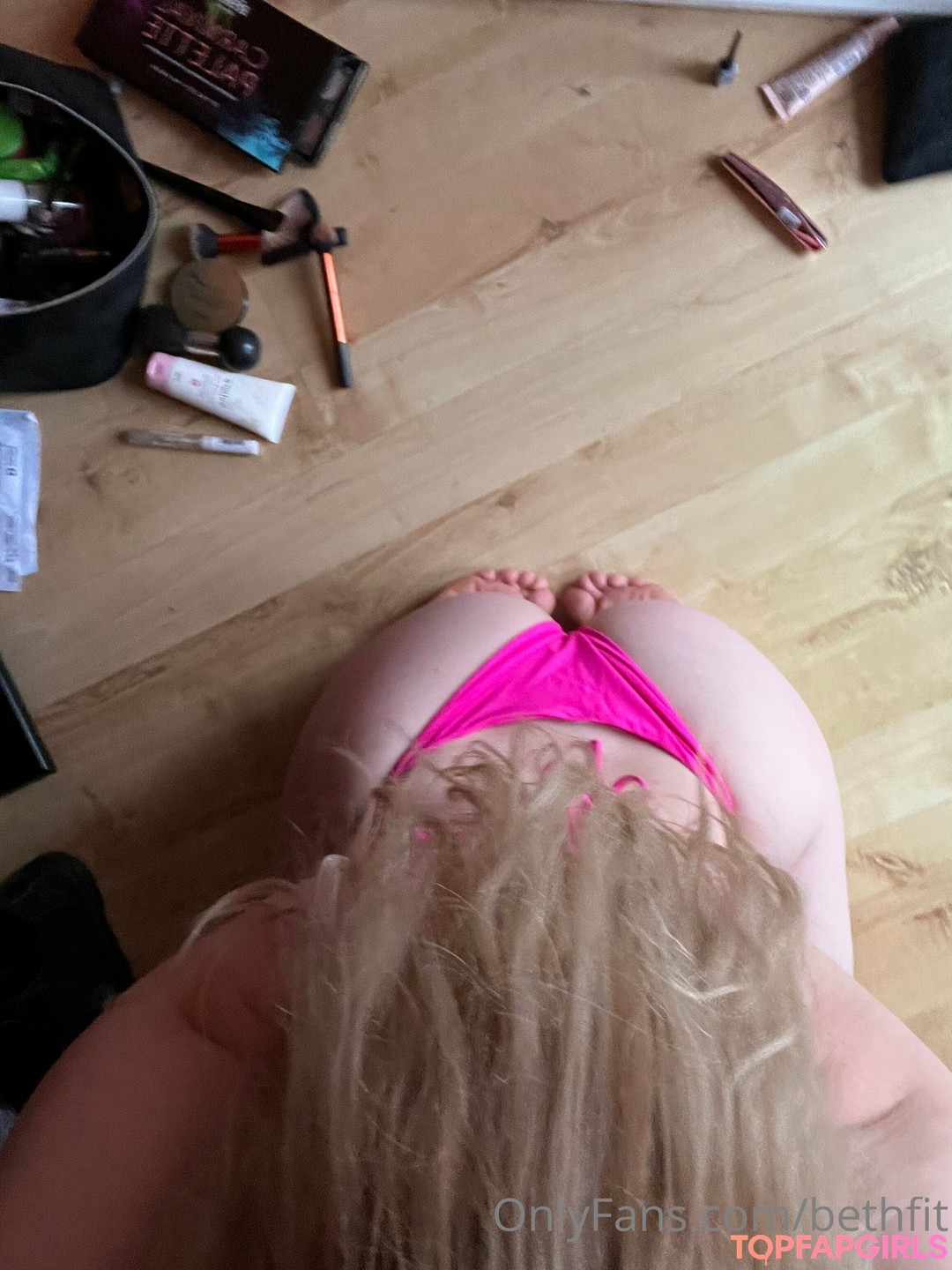 Naakte gelekte OnlyFans-foto van Bethfiit #41