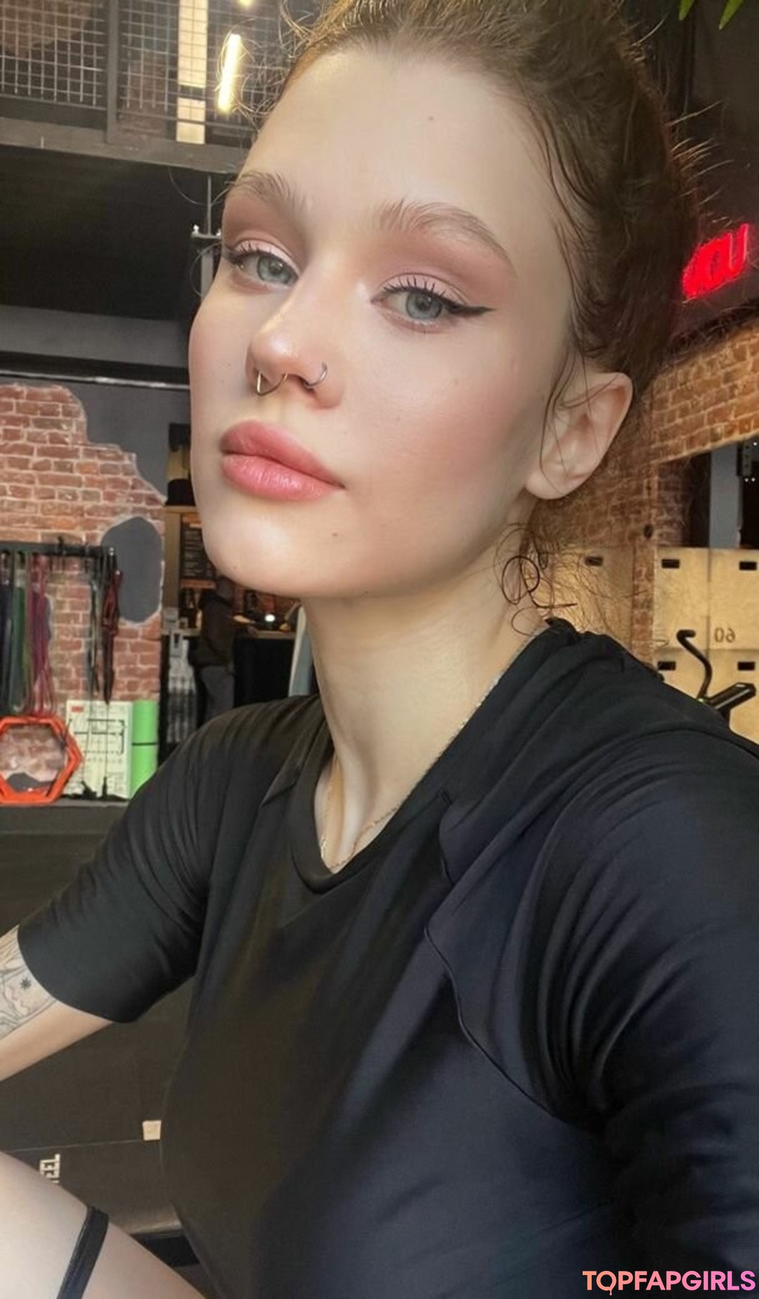 Naakte gelekte OnlyFans-foto van Simens Sofia #836