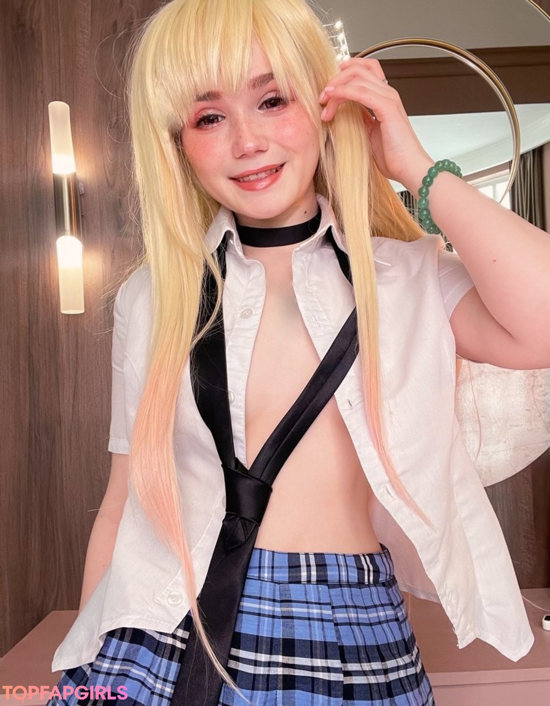 Naakte gelekte OnlyFans-foto van Neyrodesu #1622