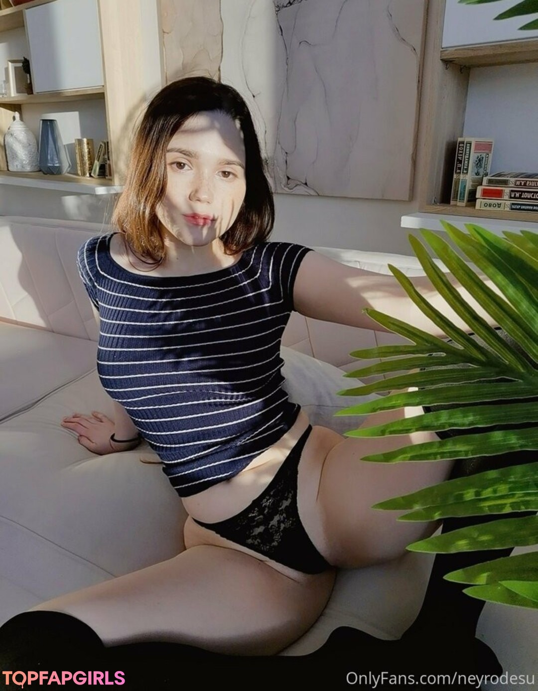 Naakte gelekte OnlyFans-foto van Neyrodesu #3228