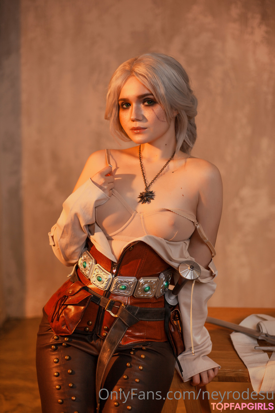 Naakte gelekte OnlyFans-foto van Neyrodesu #1000