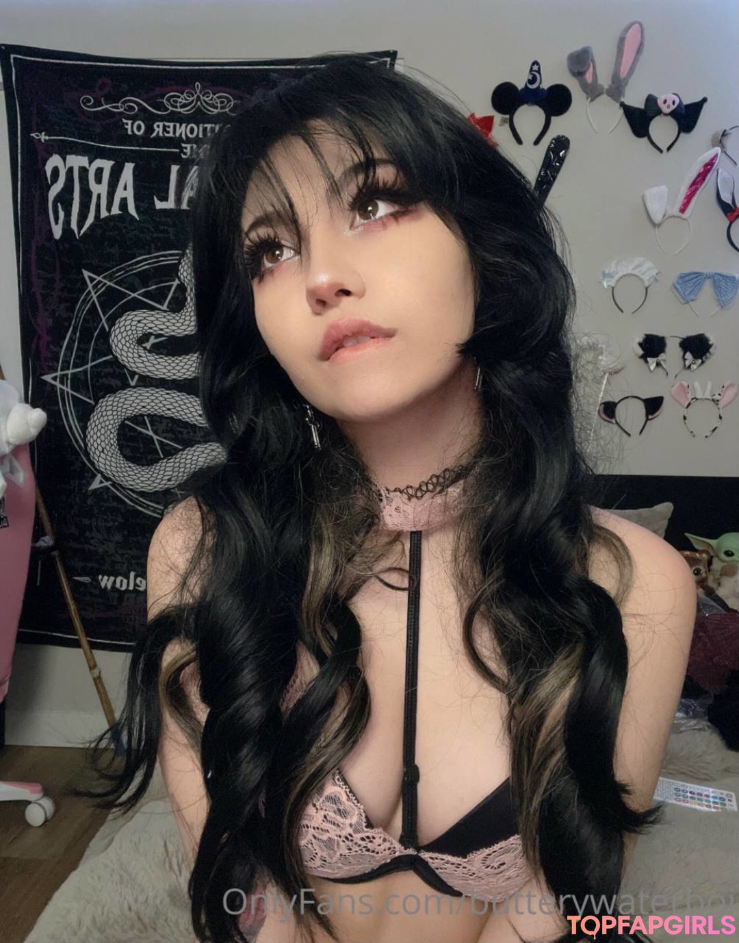 Naakte gelekte OnlyFans-foto van Emi Bunny #279