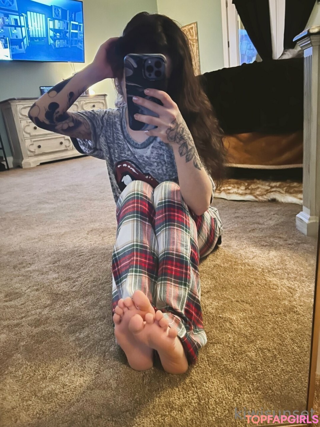 Naakte gelekte OnlyFans-foto van Kiwi Sunset #990