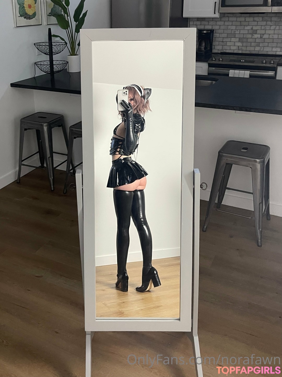 Naakte gelekte OnlyFans-foto van Norafawn #894