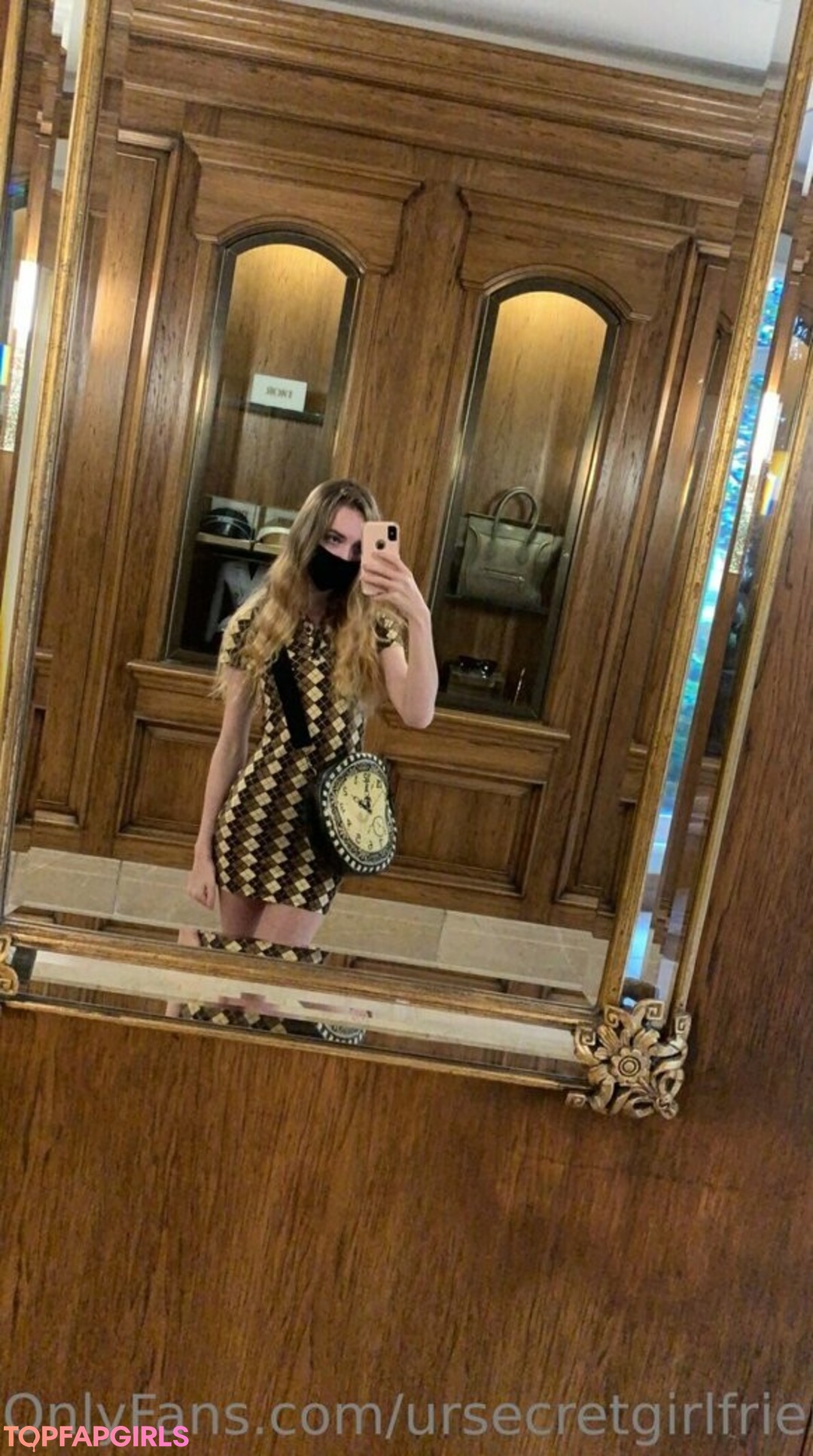 Naakte gelekte OnlyFans-foto van Pyra Fae #1343