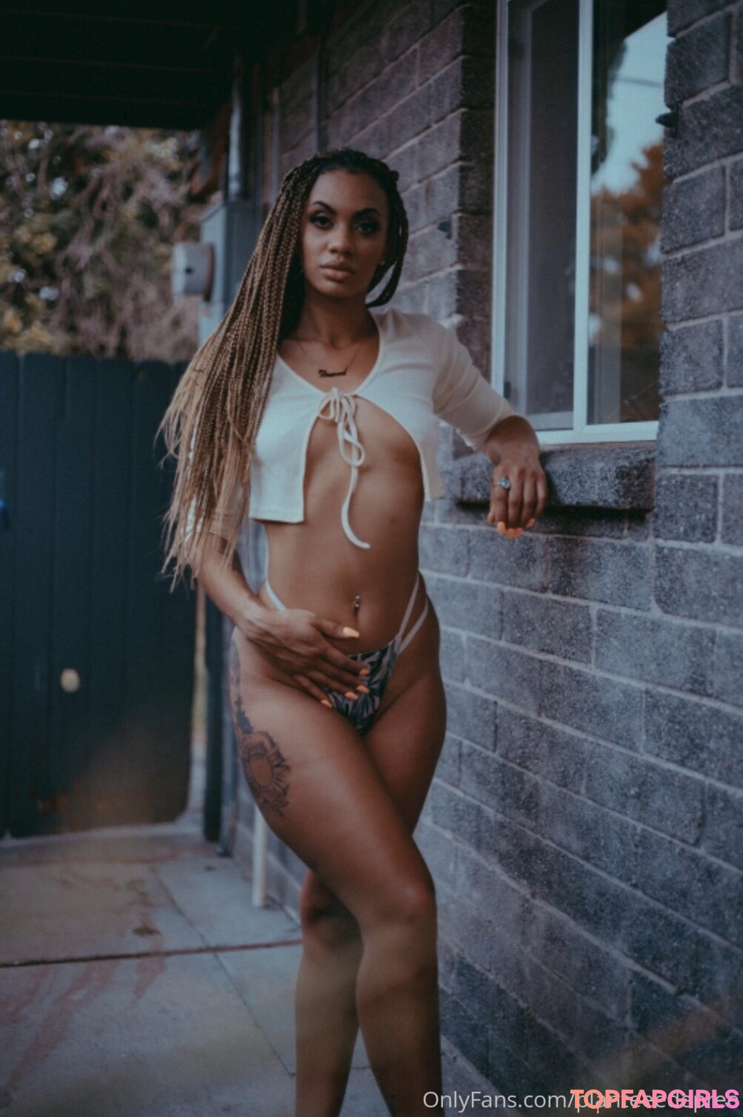 Naakte gelekte OnlyFans-foto van Depreeaz #1