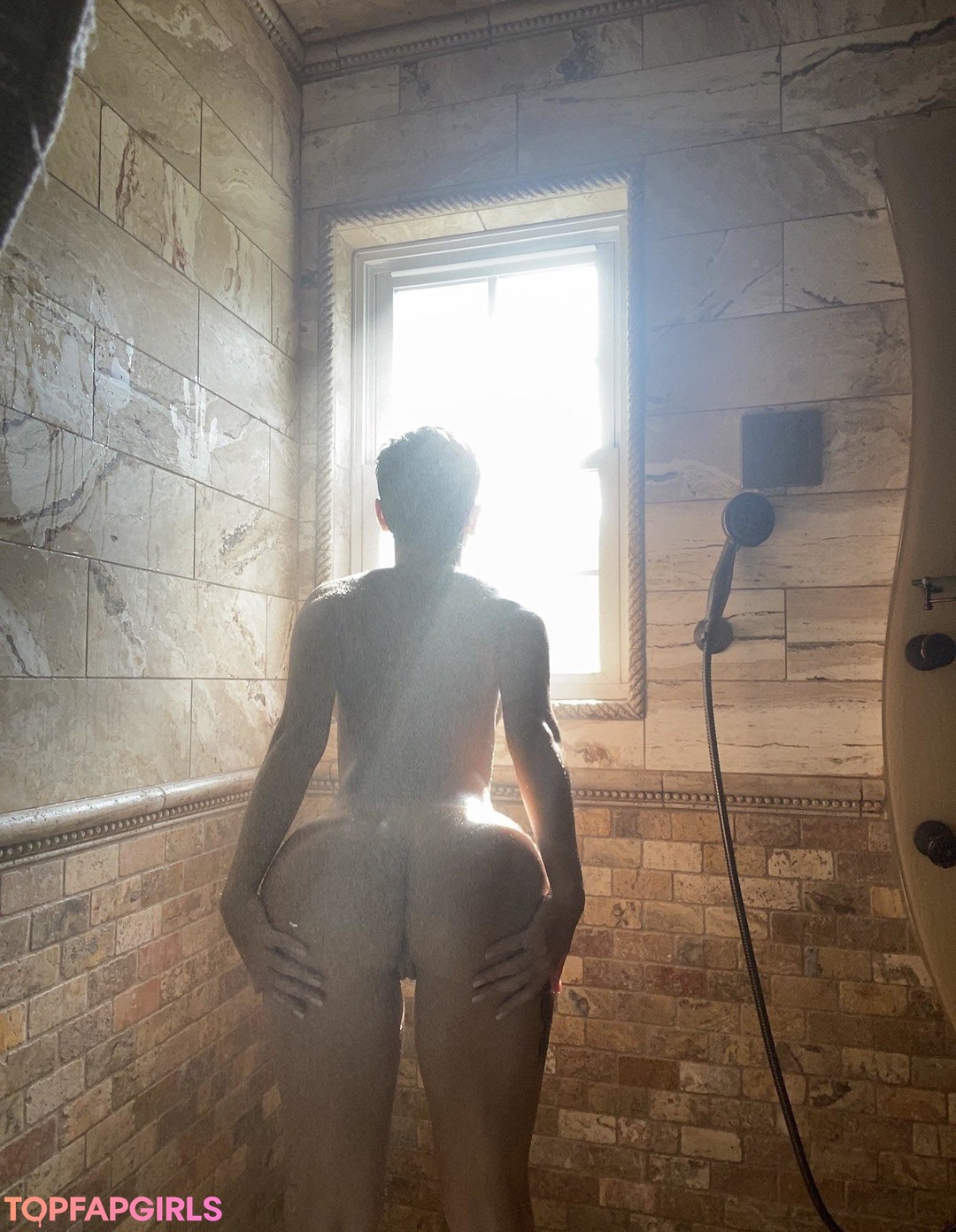 Naakte gelekte OnlyFans-foto van Veronica Perasso #204