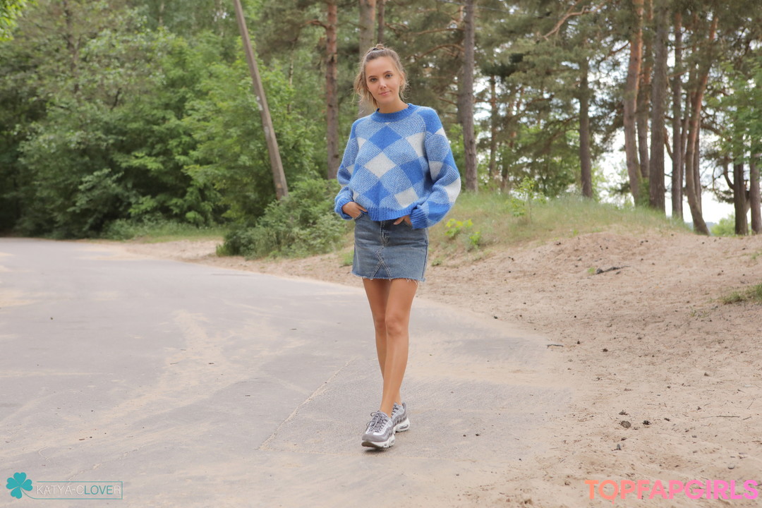 Naakte gelekte OnlyFans-foto van Katya Clover #104