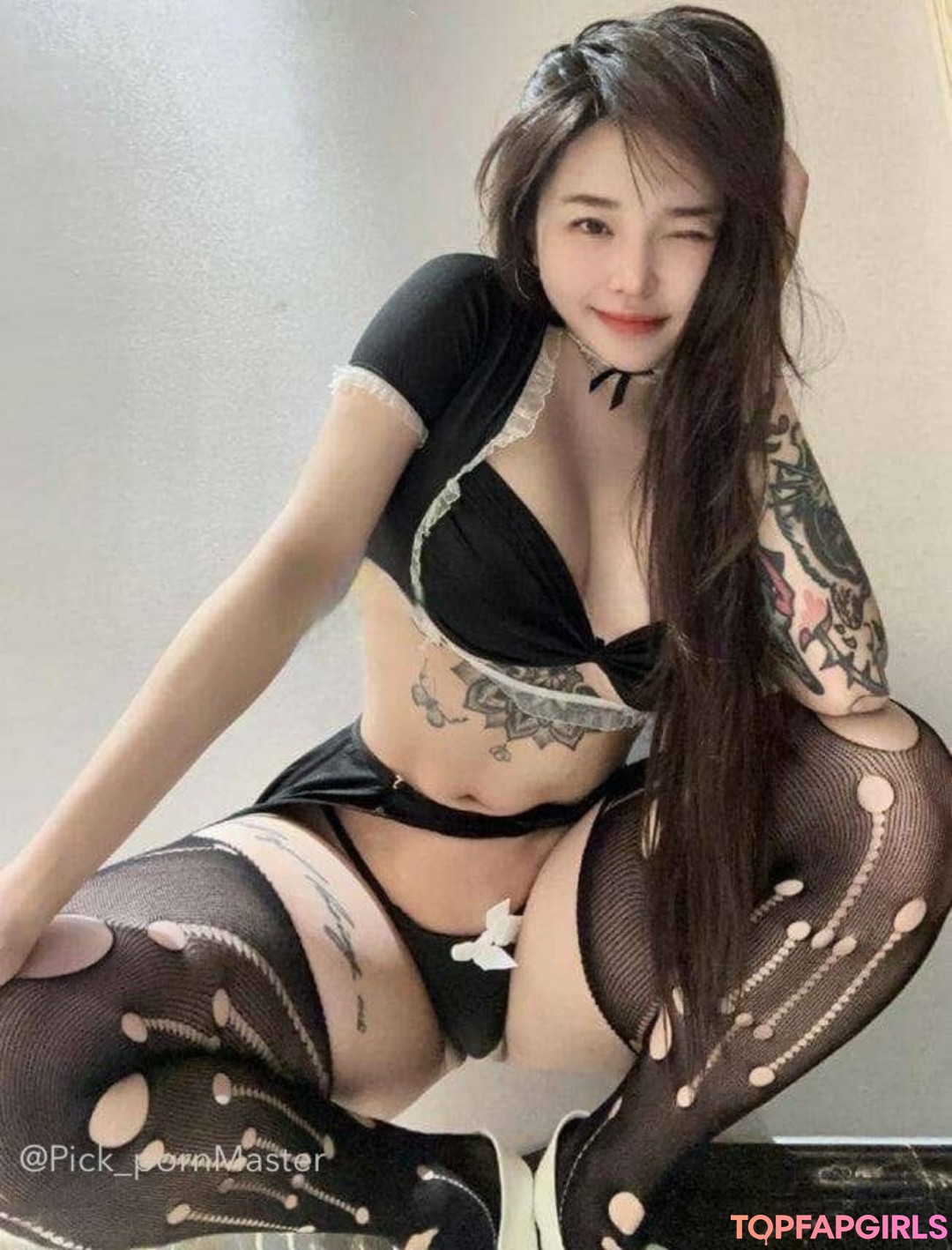 Naakte gelekte OnlyFans-foto van Hitomi Songyuxin #676