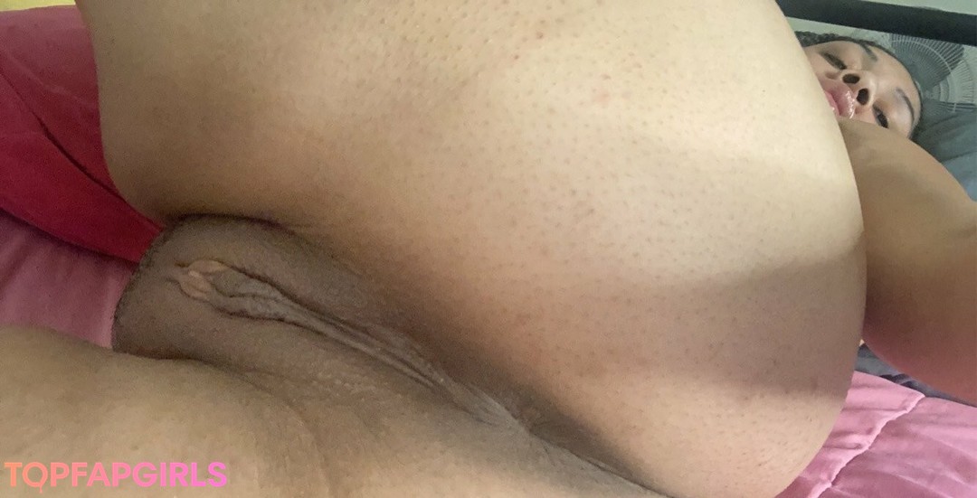 Naakte gelekte OnlyFans-foto van Gaia Love Heart #322