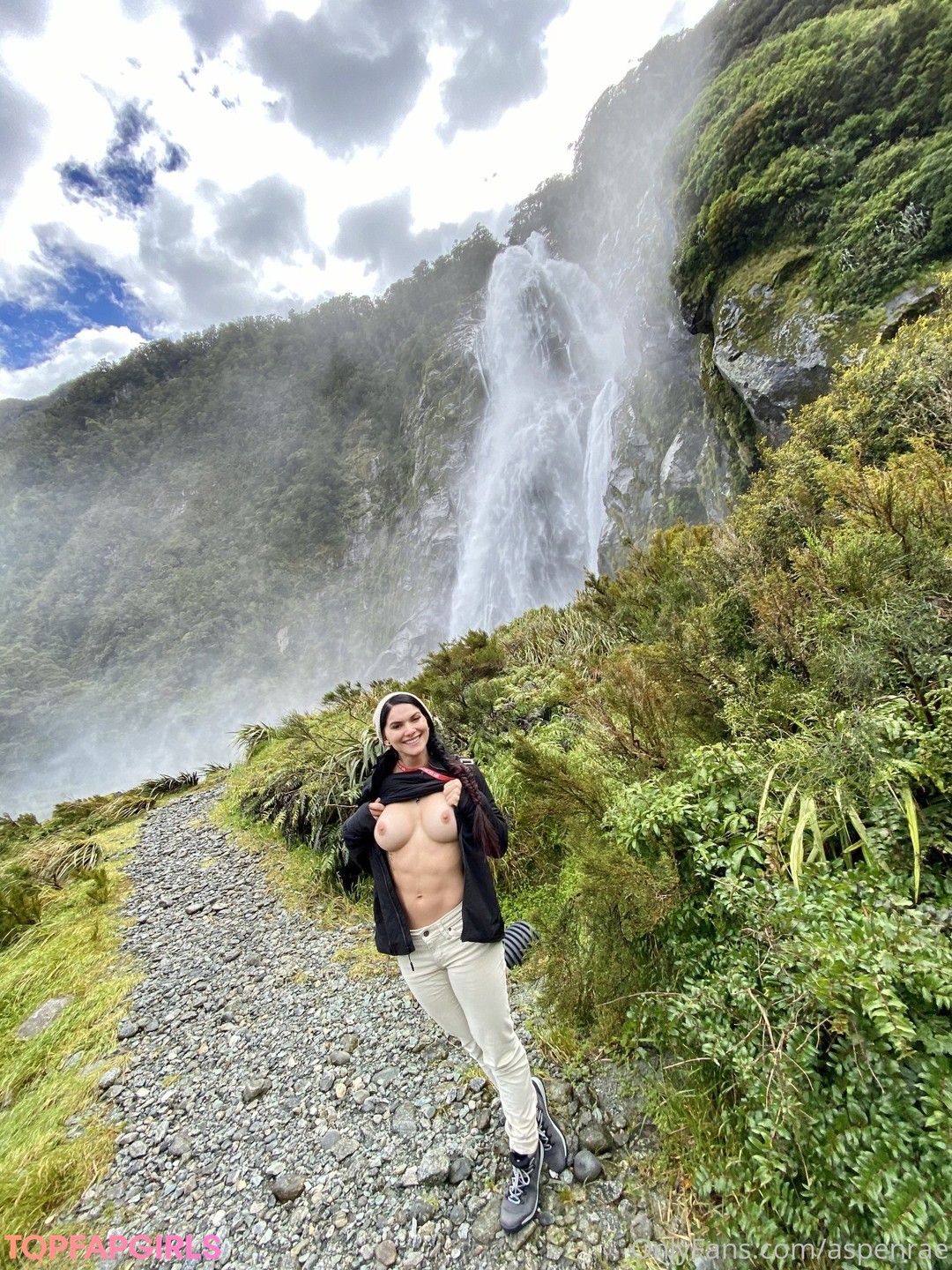 Naakte gelekte OnlyFans-foto van Aspen Rae #26