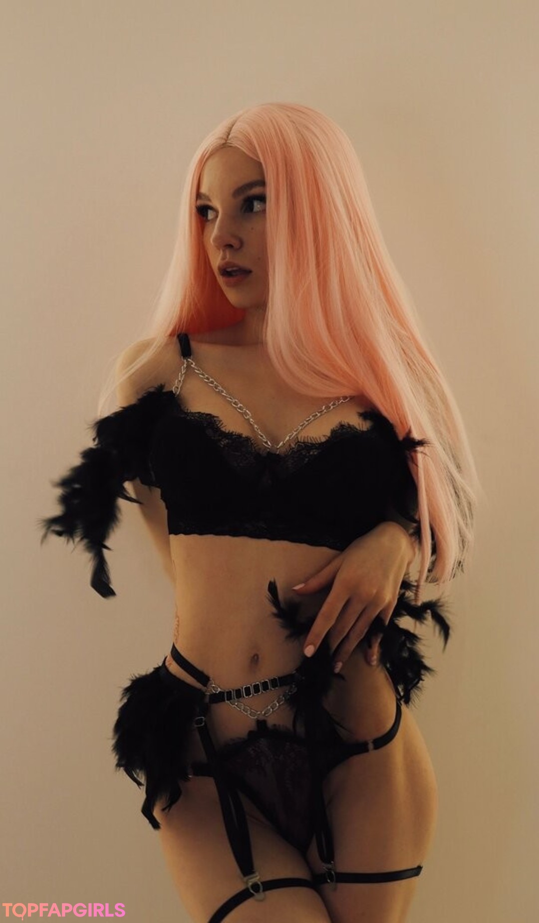 Naakte gelekte OnlyFans-foto van Soly Asmr #1483