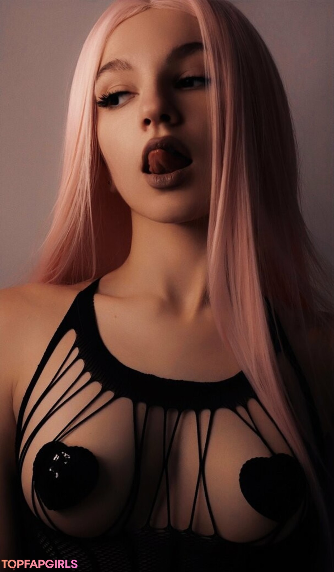 Naakte gelekte OnlyFans-foto van Soly Asmr #1703