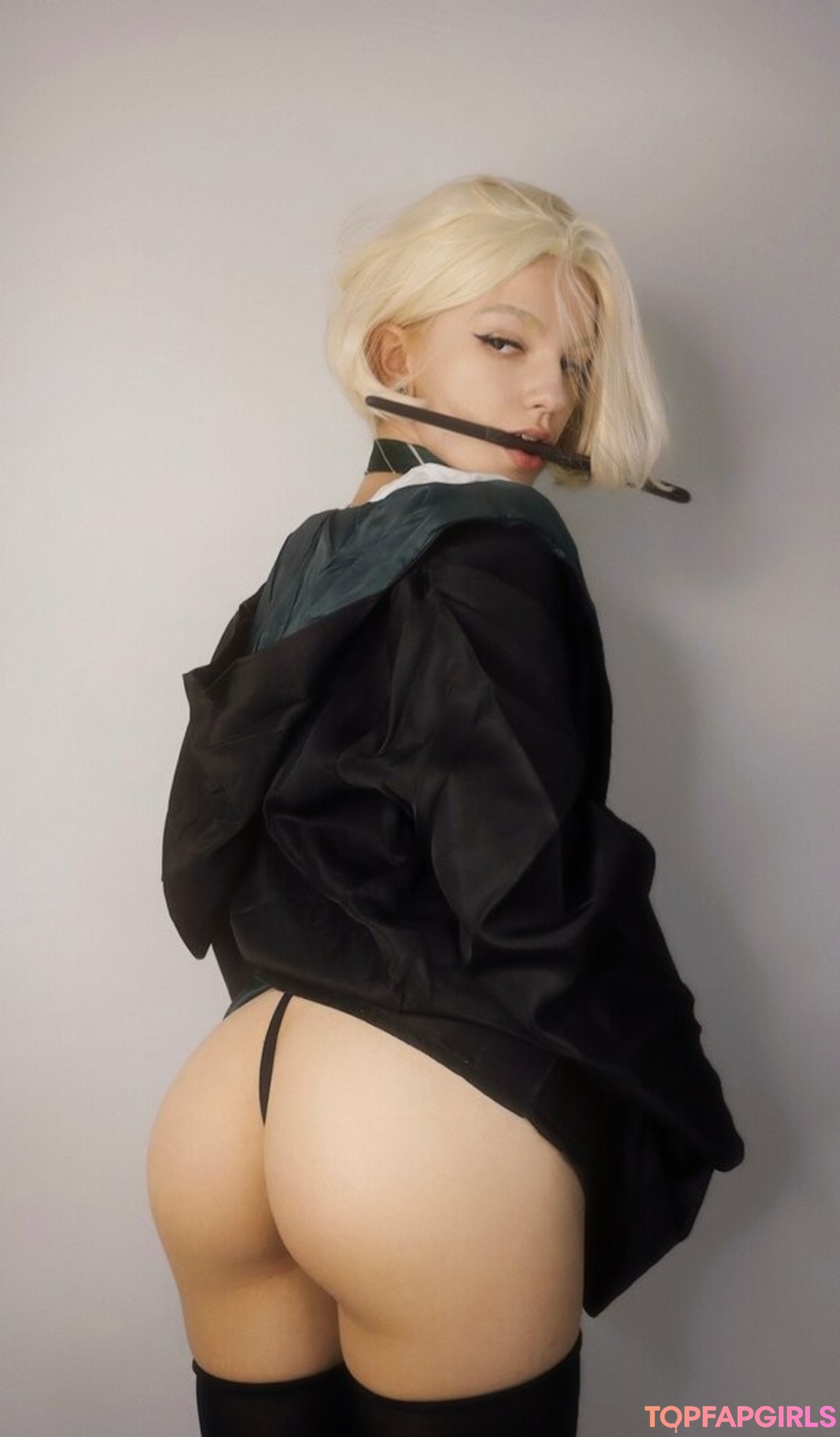 Naakte gelekte OnlyFans-foto van Soly Asmr #1710