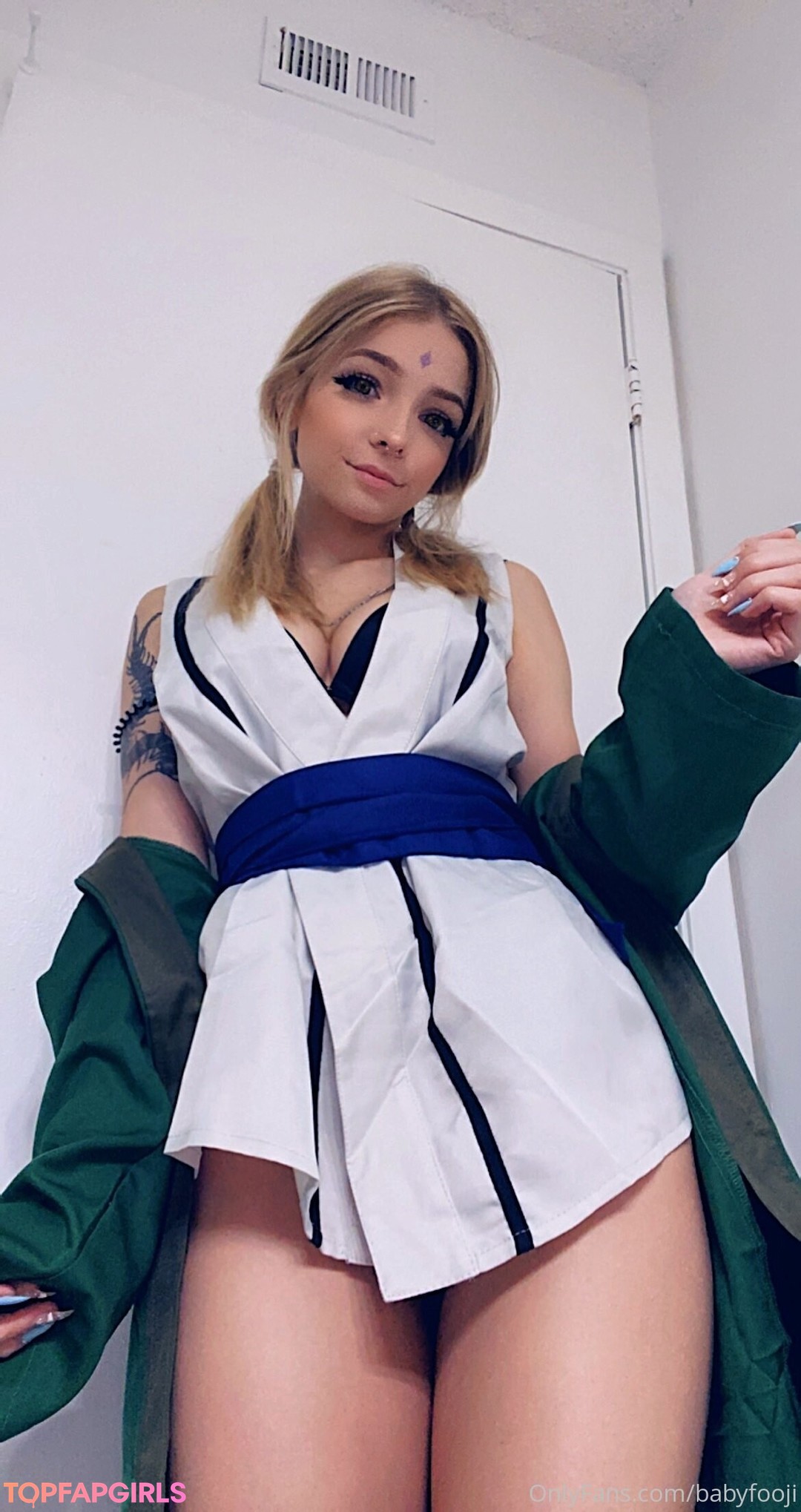 Naakte gelekte OnlyFans-foto van Babyfooji #638