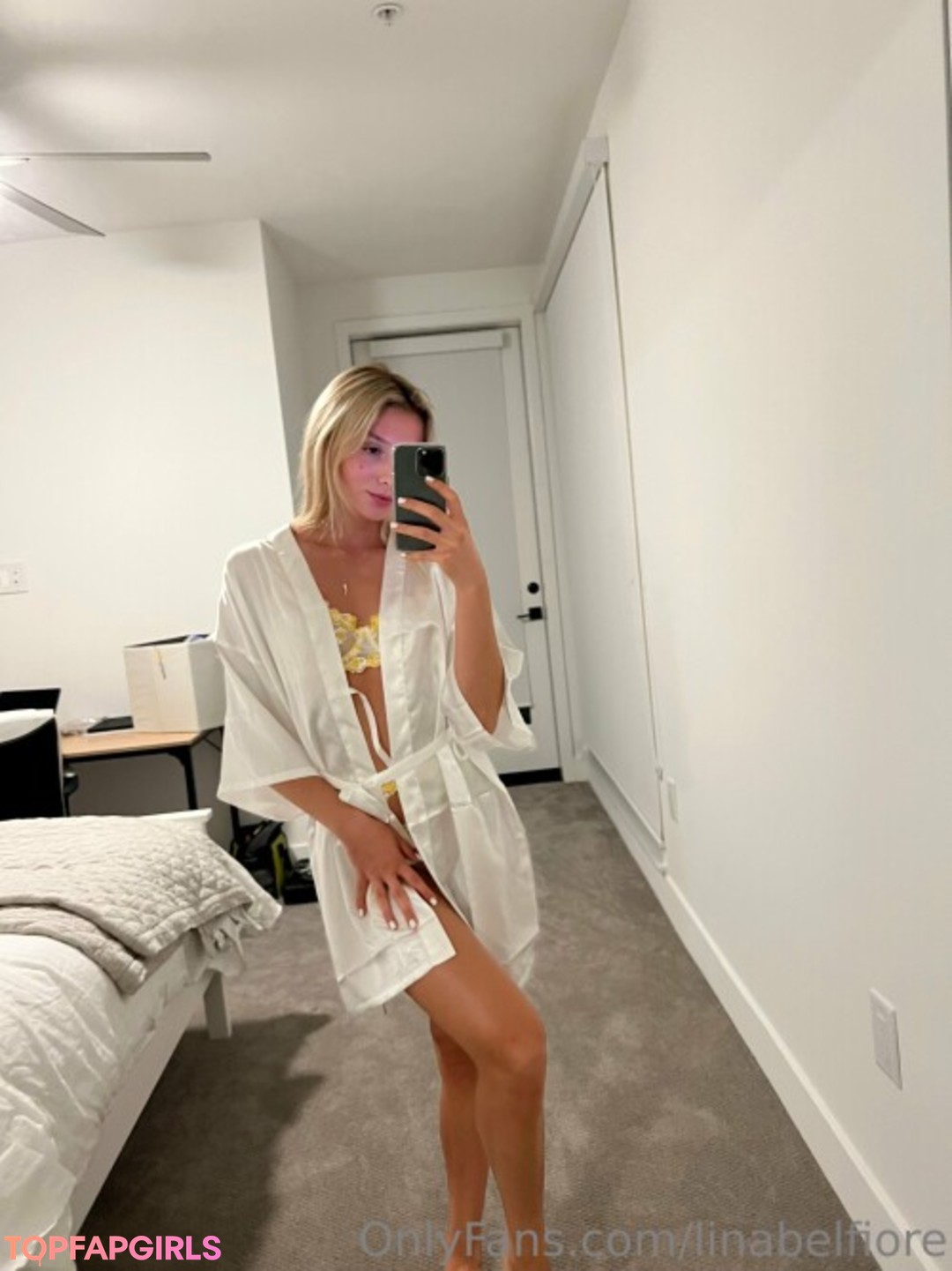 Naakte gelekte OnlyFans-foto van Lina Belfiore #44
