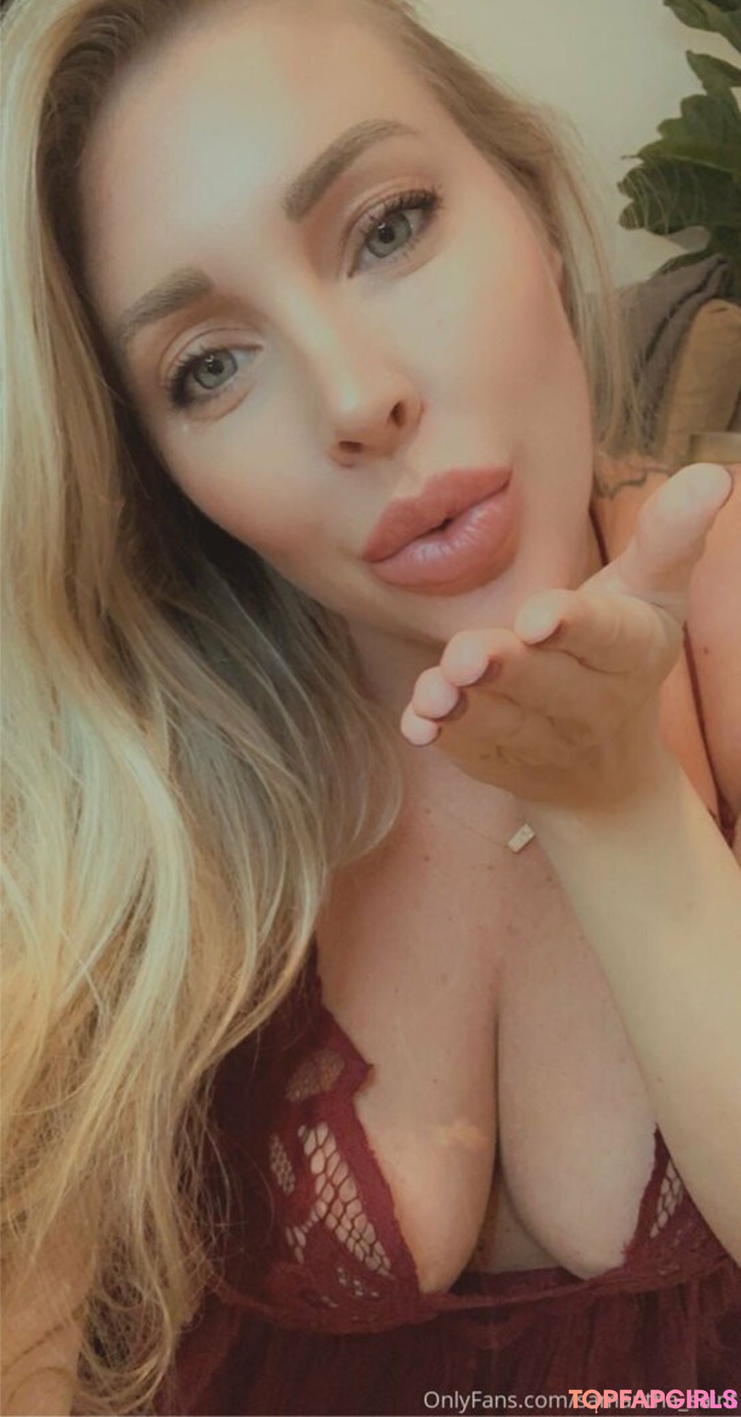 Naakte gelekte OnlyFans-foto van Samantha Saint #499