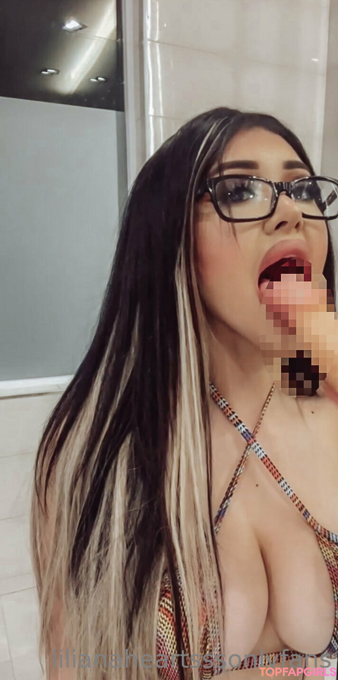 Naakte gelekte OnlyFans-foto van Lilianaheartsss #554