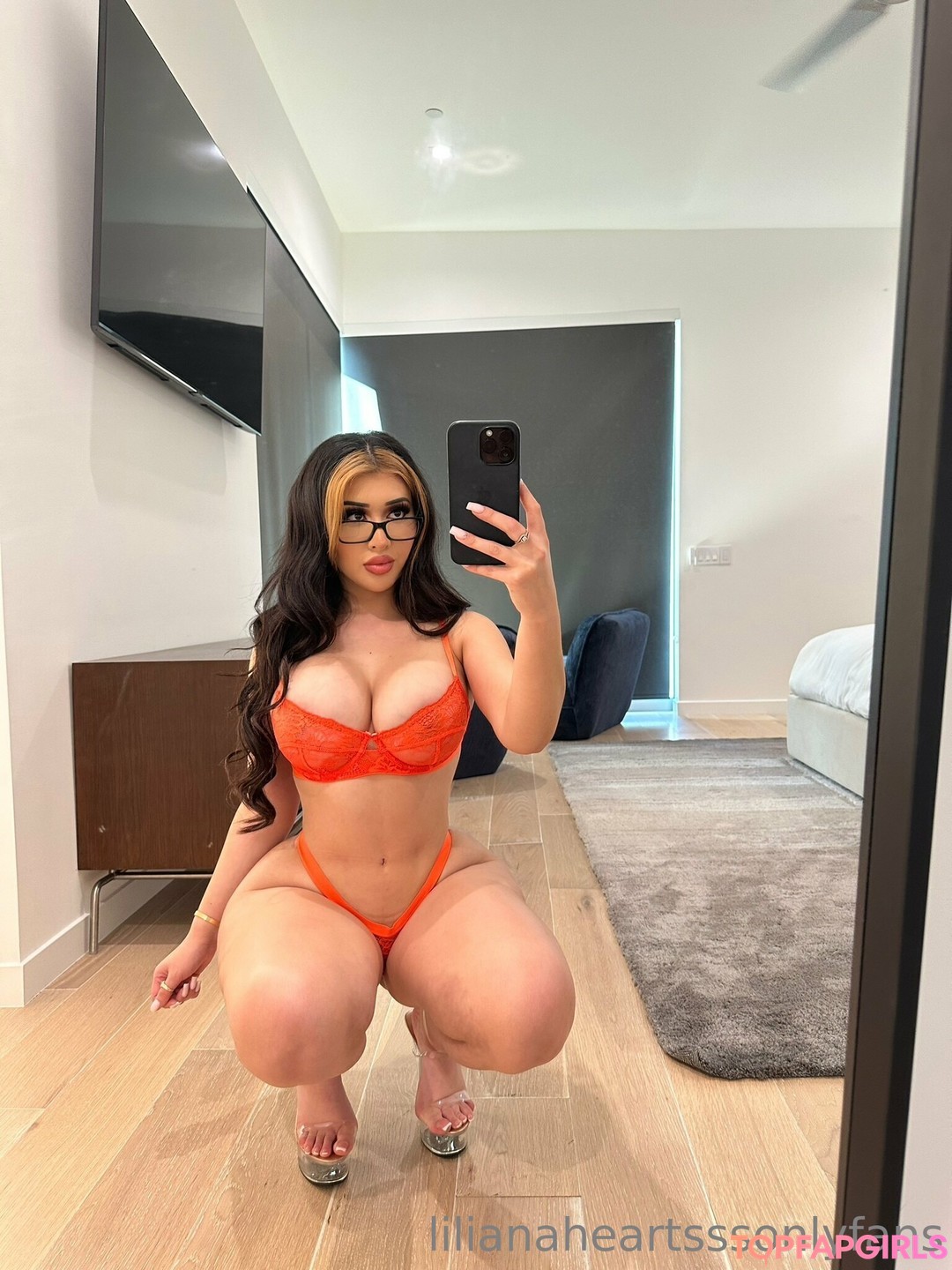 Naakte gelekte OnlyFans-foto van Lilianaheartsss #1328