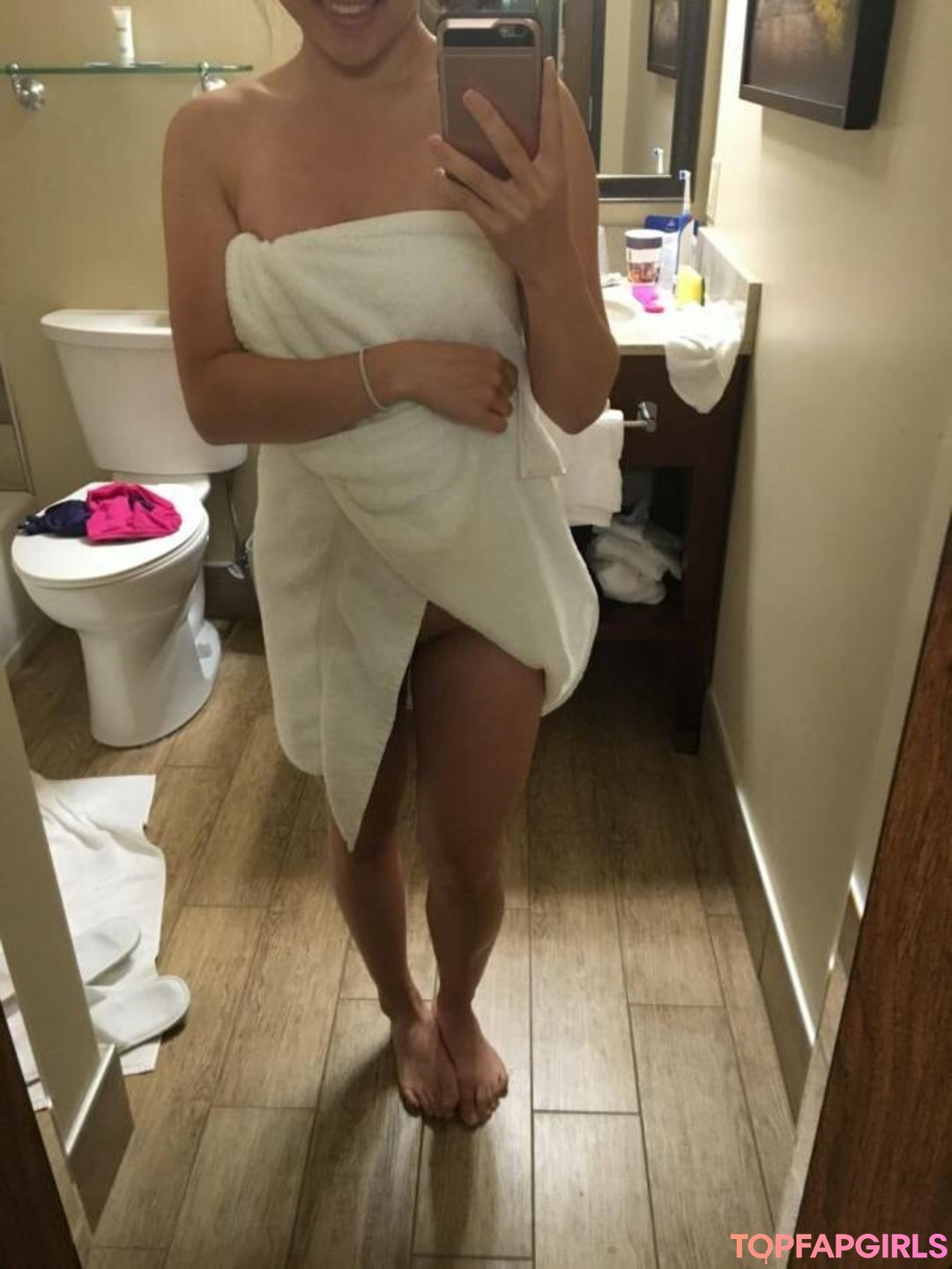 Naakte gelekte OnlyFans-foto van Ari #509