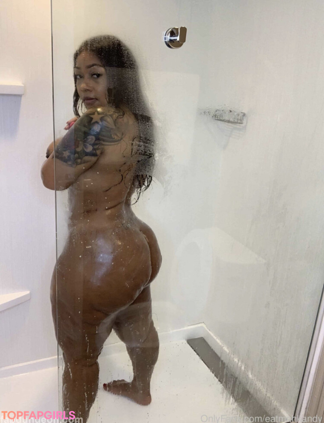 Naakte gelekte OnlyFans-foto van Eatmahkandy #27