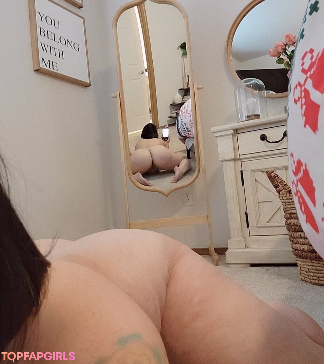 Naakte gelekte OnlyFans-foto van Brittany Elizabeth Welsh #1115
