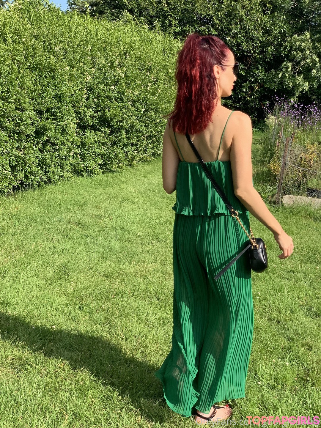 Naakte gelekte OnlyFans-foto van Georgie Darby #155