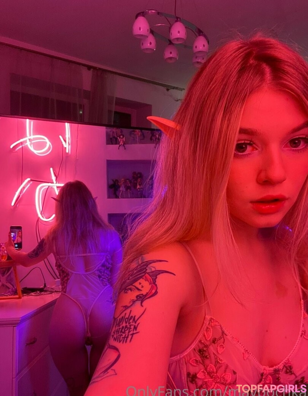 Naakte gelekte OnlyFans-foto van Mavpochka #553