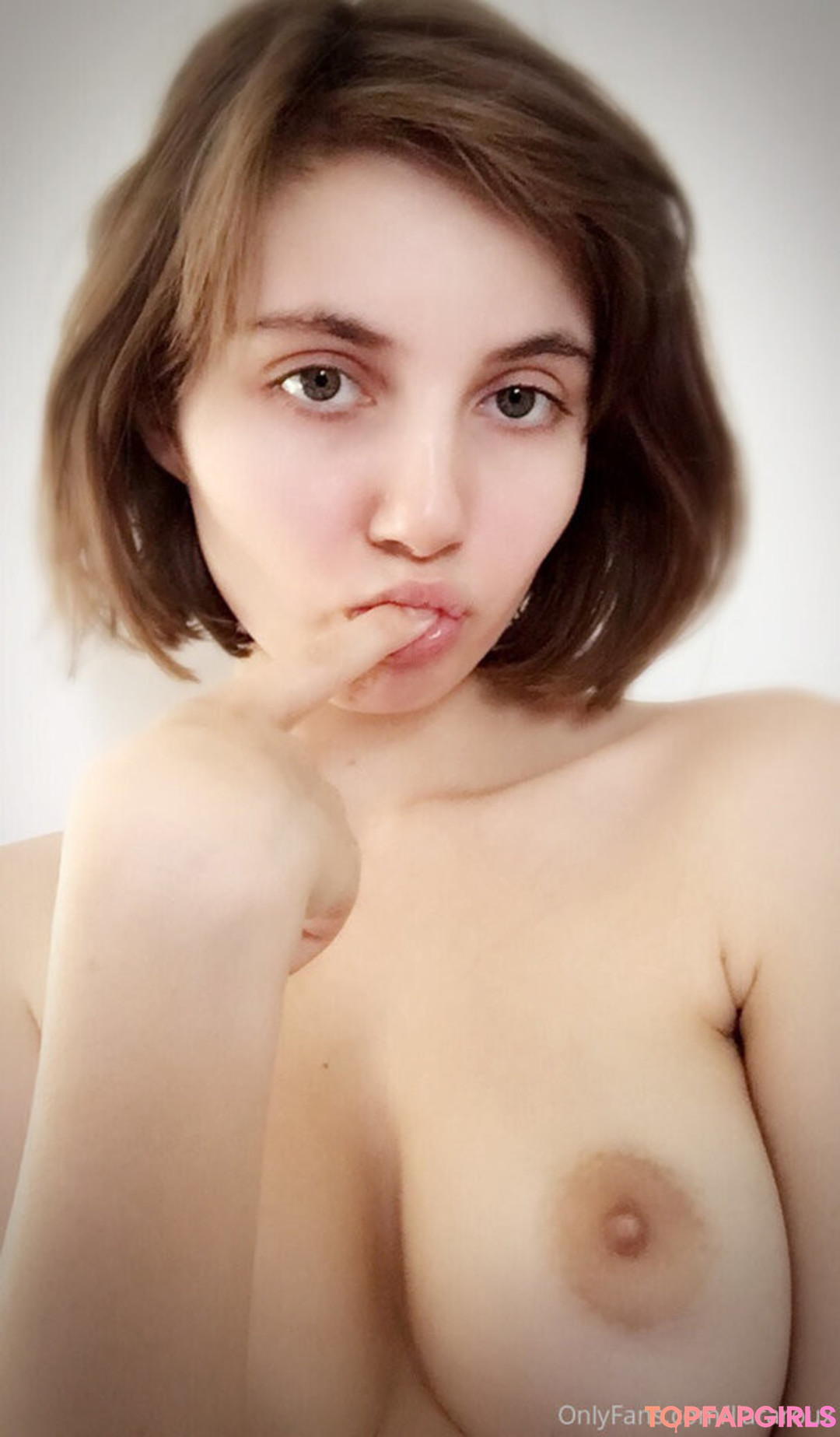 Naakte gelekte OnlyFans-foto van Liara Roux #529