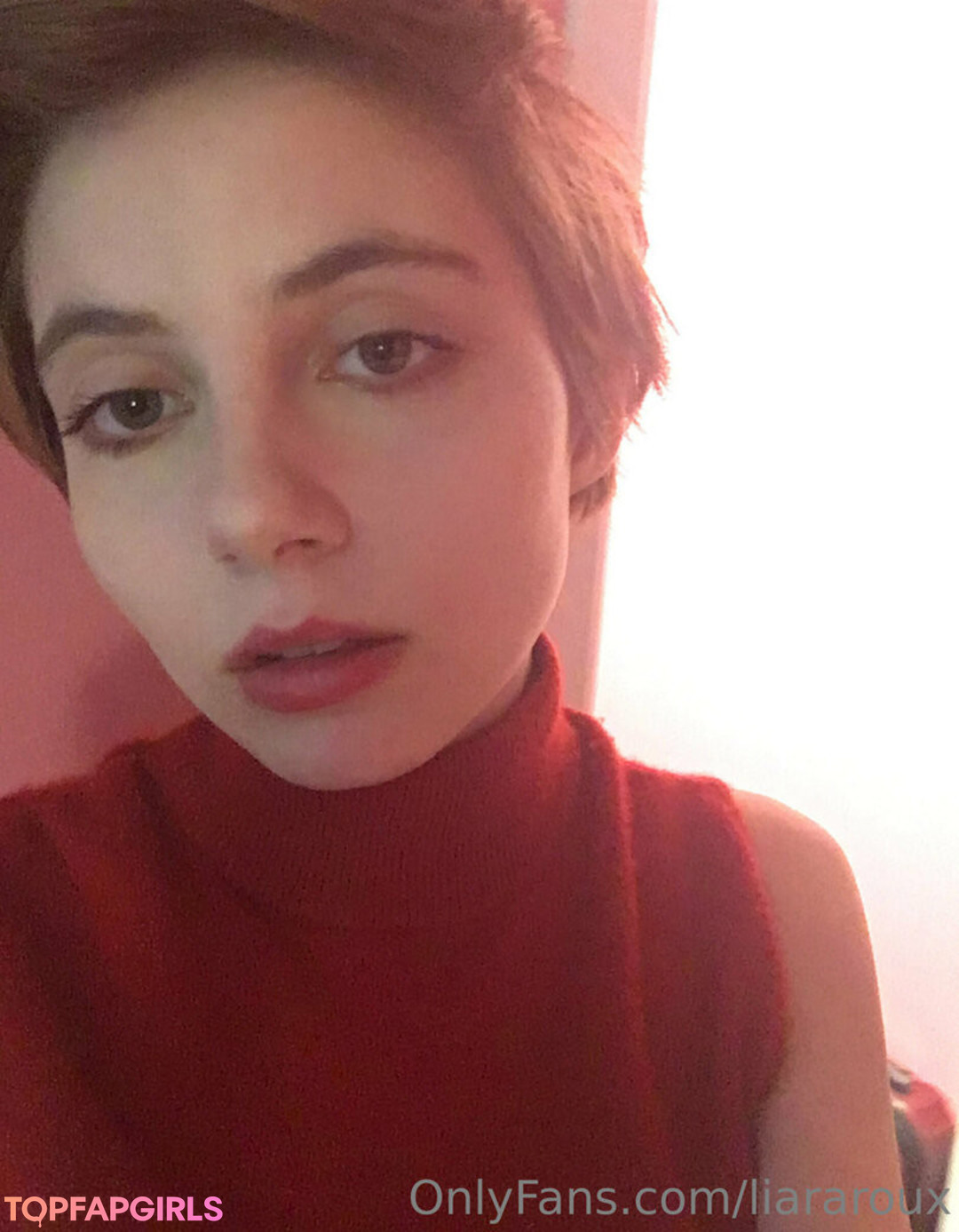Naakte gelekte OnlyFans-foto van Liara Roux #767