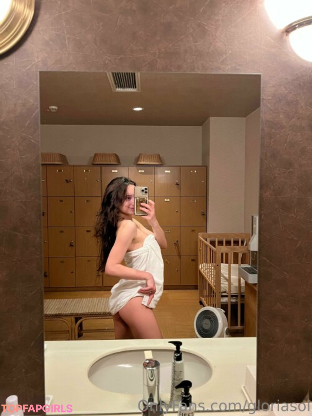 Naakte gelekte OnlyFans-foto van Gloria Sol #477