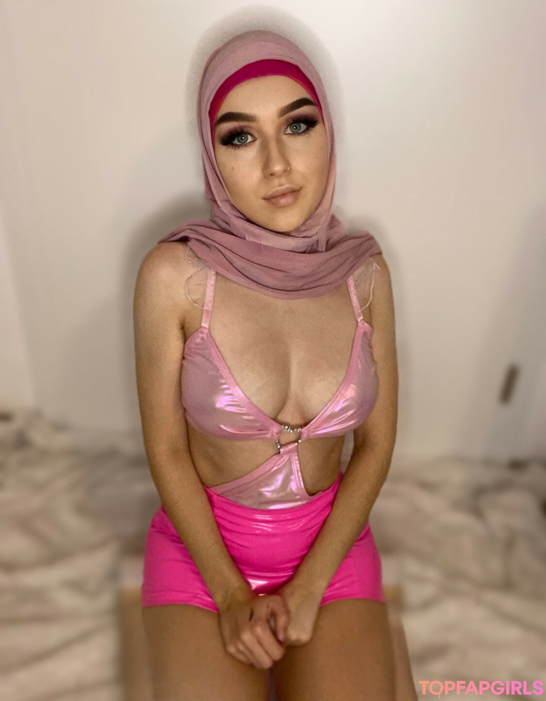 Naakte gelekte OnlyFans-foto van Fareeha Bakir #39