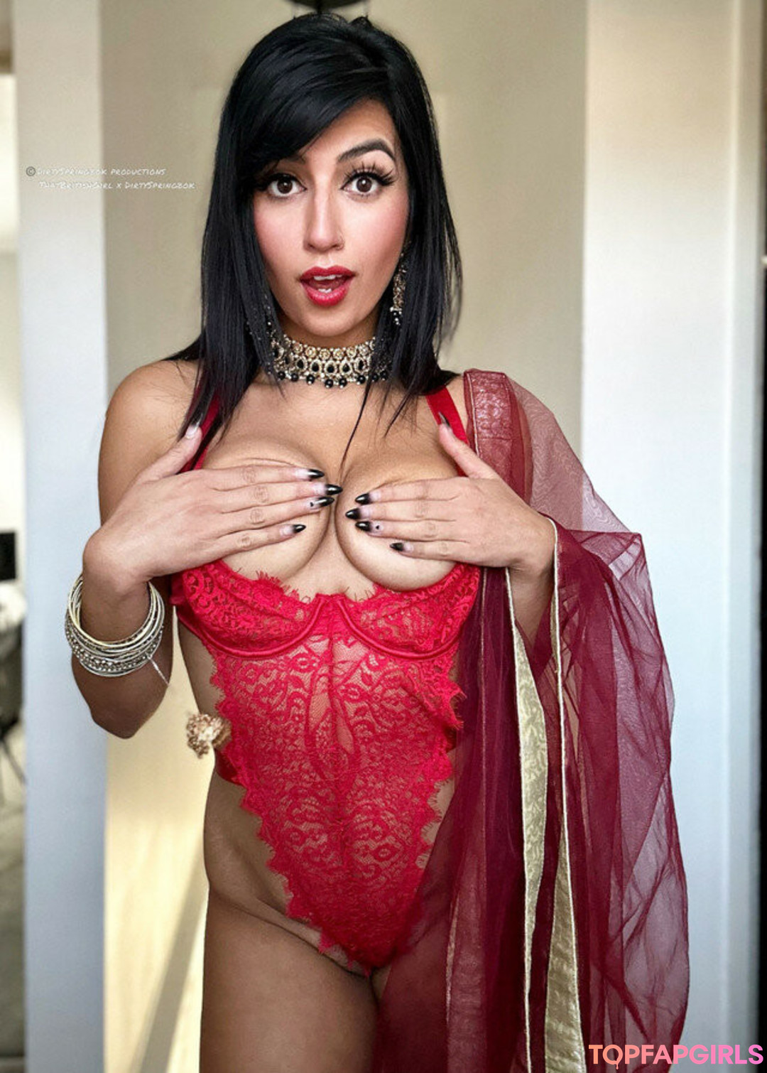 Naakte gelekte OnlyFans-foto van Aaliyah Yasin #115