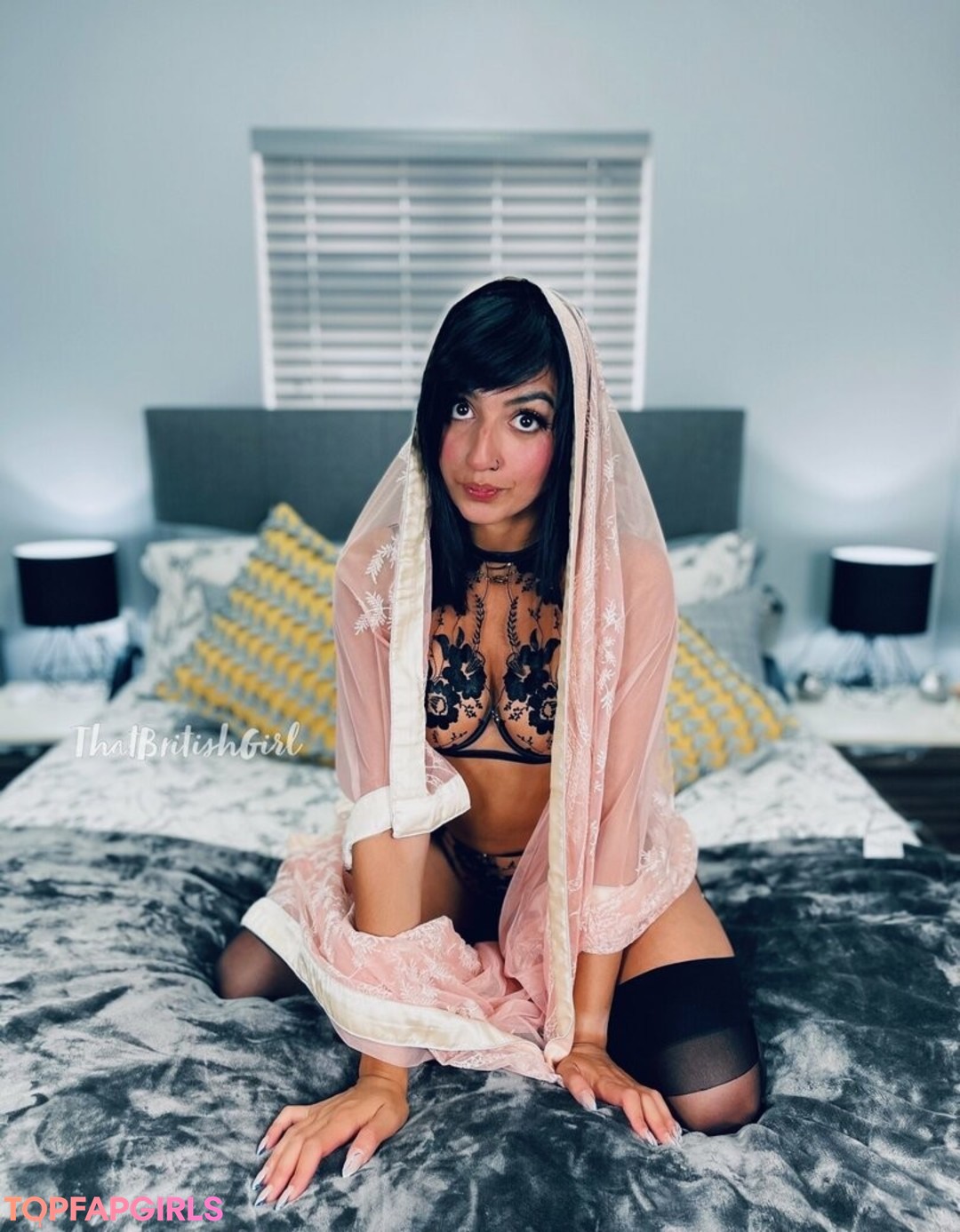 Naakte gelekte OnlyFans-foto van Aaliyah Yasin #234
