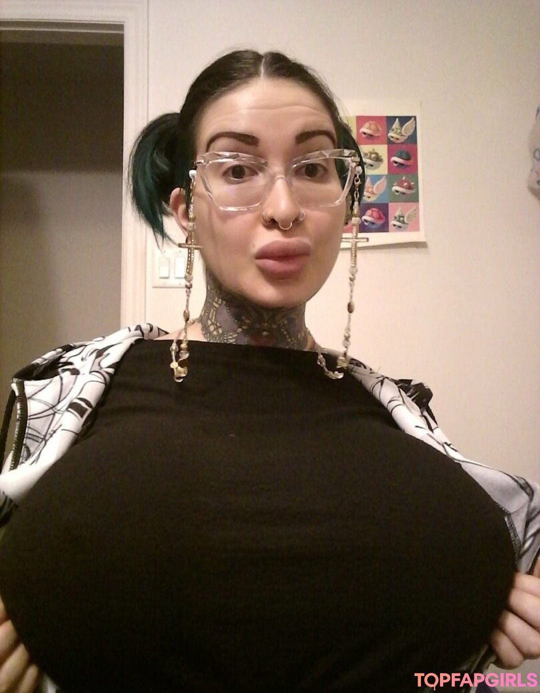 Naakte gelekte OnlyFans-foto van Ariane Saint Amour #1392