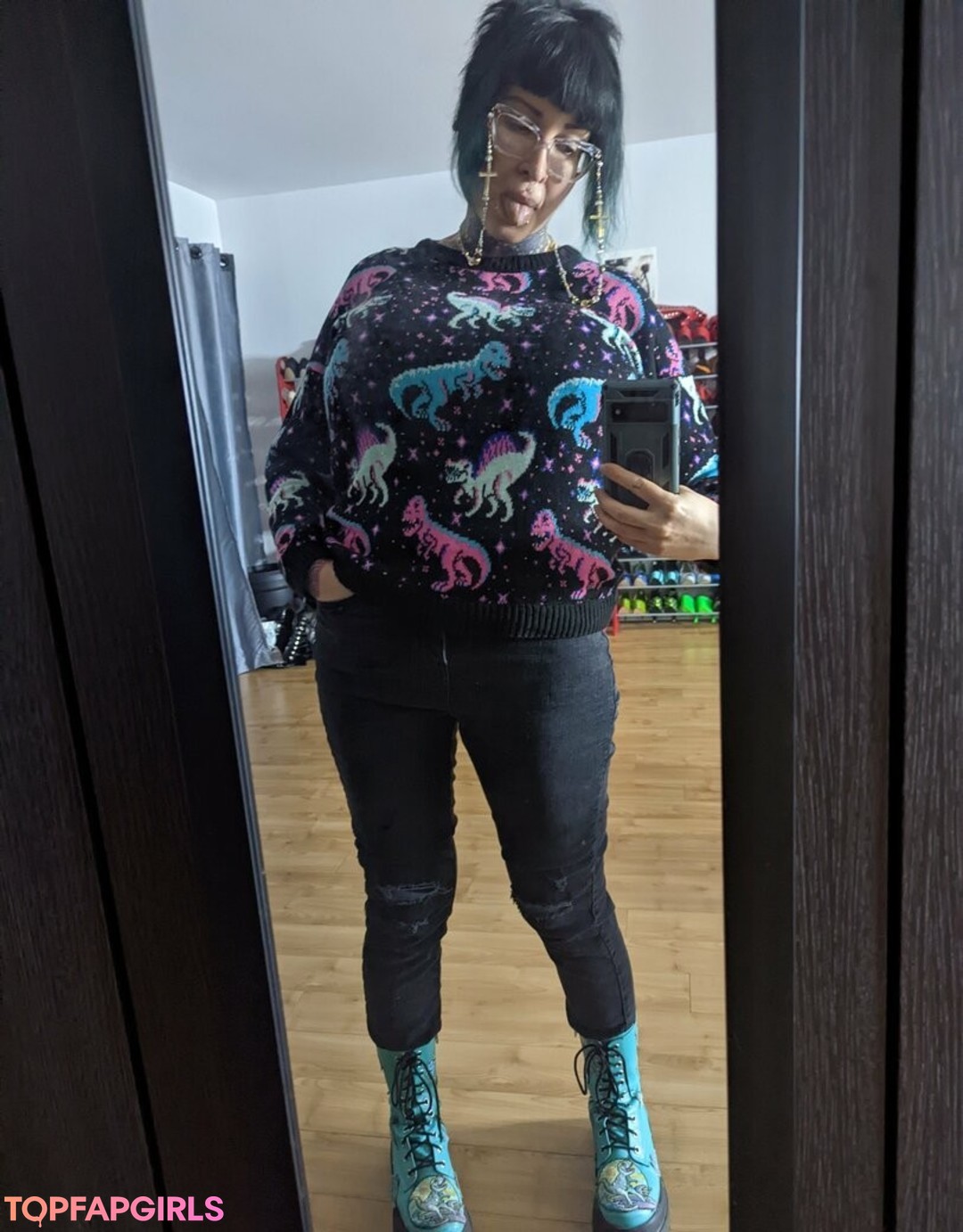 Naakte gelekte OnlyFans-foto van Ariane Saint Amour #1593