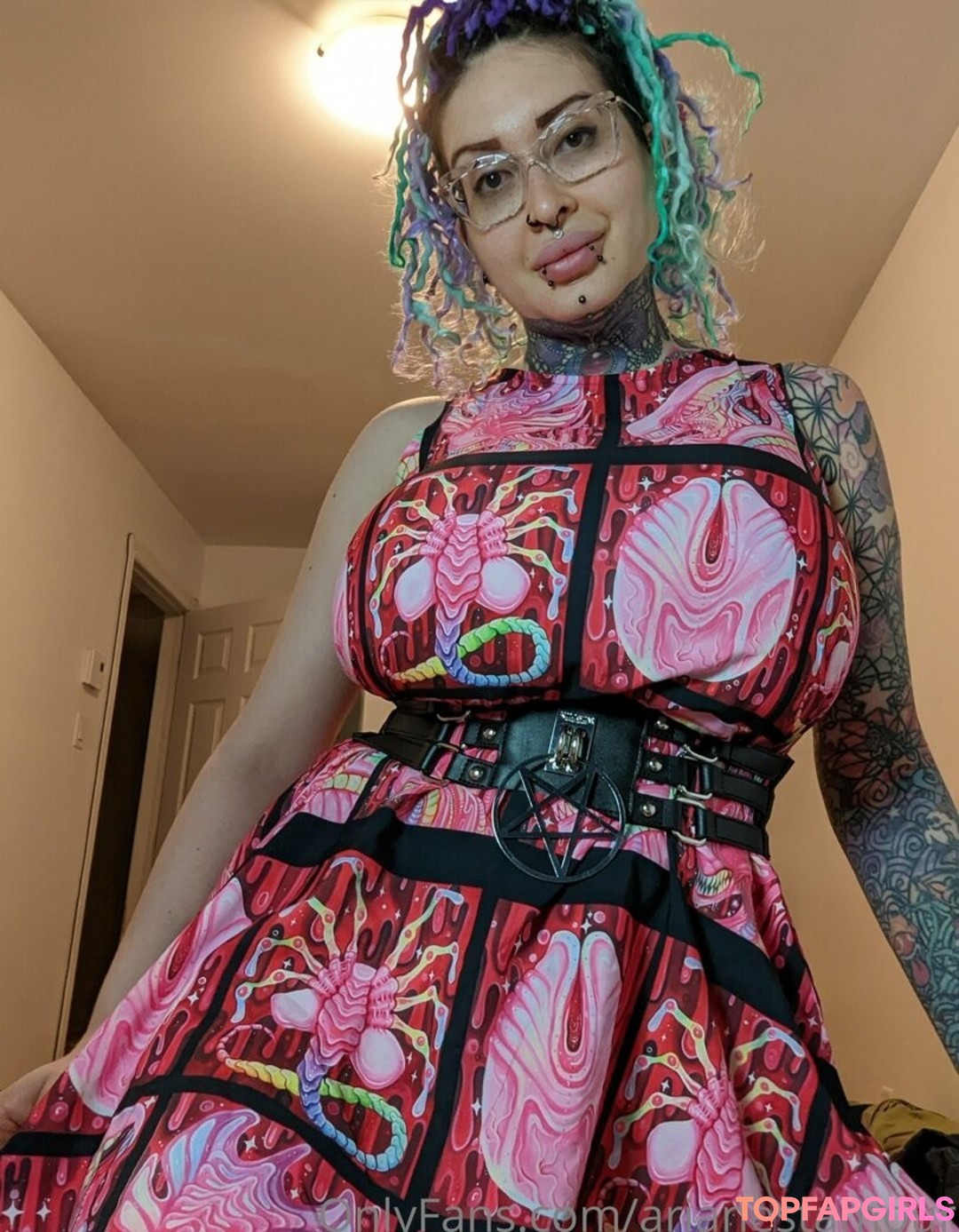 Naakte gelekte OnlyFans-foto van Ariane Saint Amour #1955