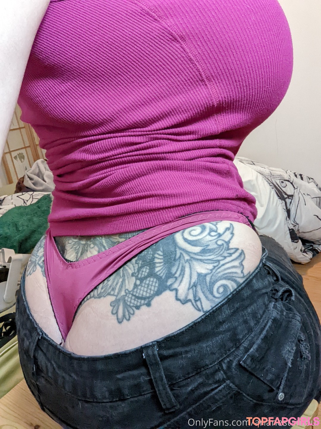 Naakte gelekte OnlyFans-foto van Ariane Saint Amour #604