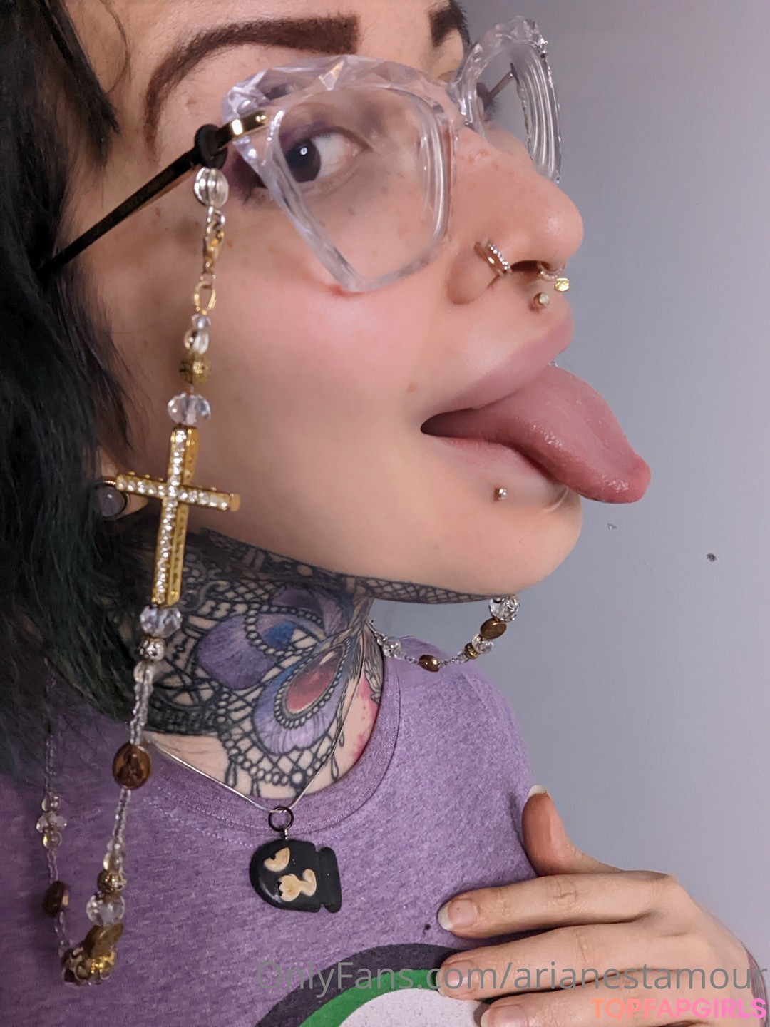 Naakte gelekte OnlyFans-foto van Ariane Saint Amour #886