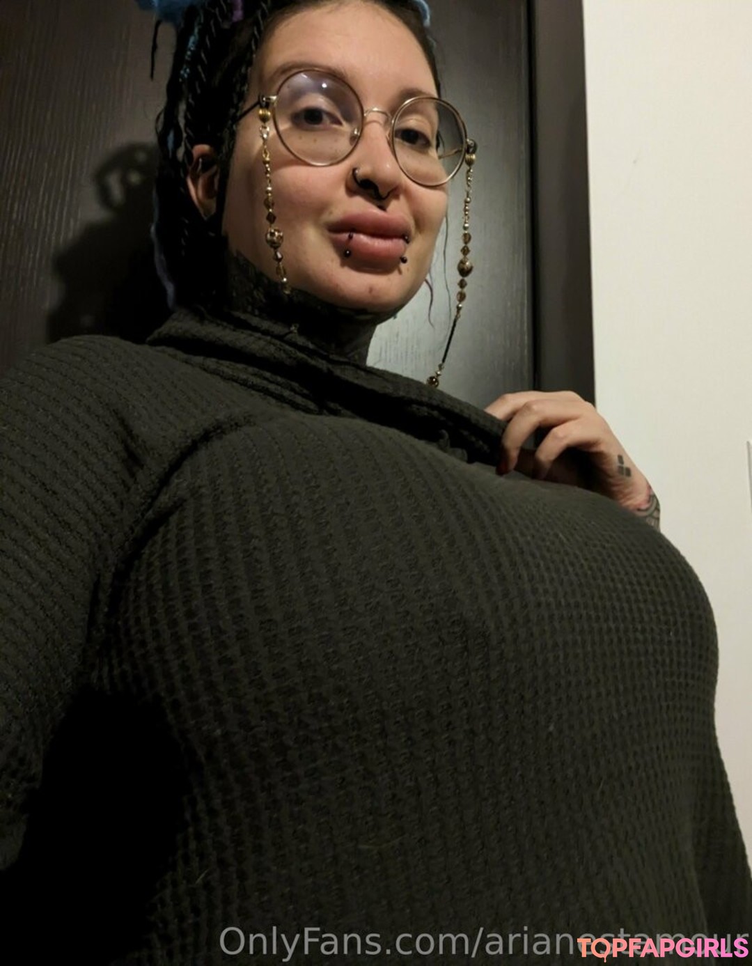 Naakte gelekte OnlyFans-foto van Ariane Saint Amour #3123