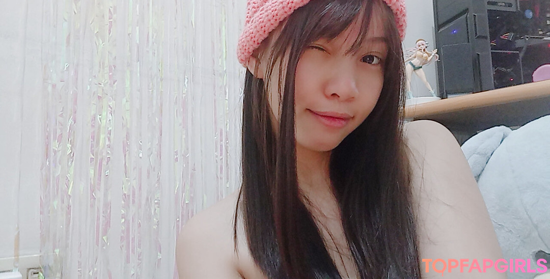 Naakte gelekte OnlyFans-foto van Candypopanca #105