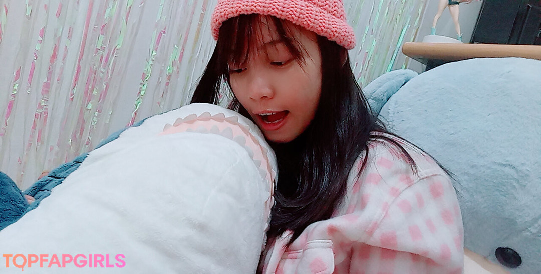 Naakte gelekte OnlyFans-foto van Candypopanca #98